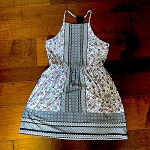 Maurice’s black and pink dress, size large